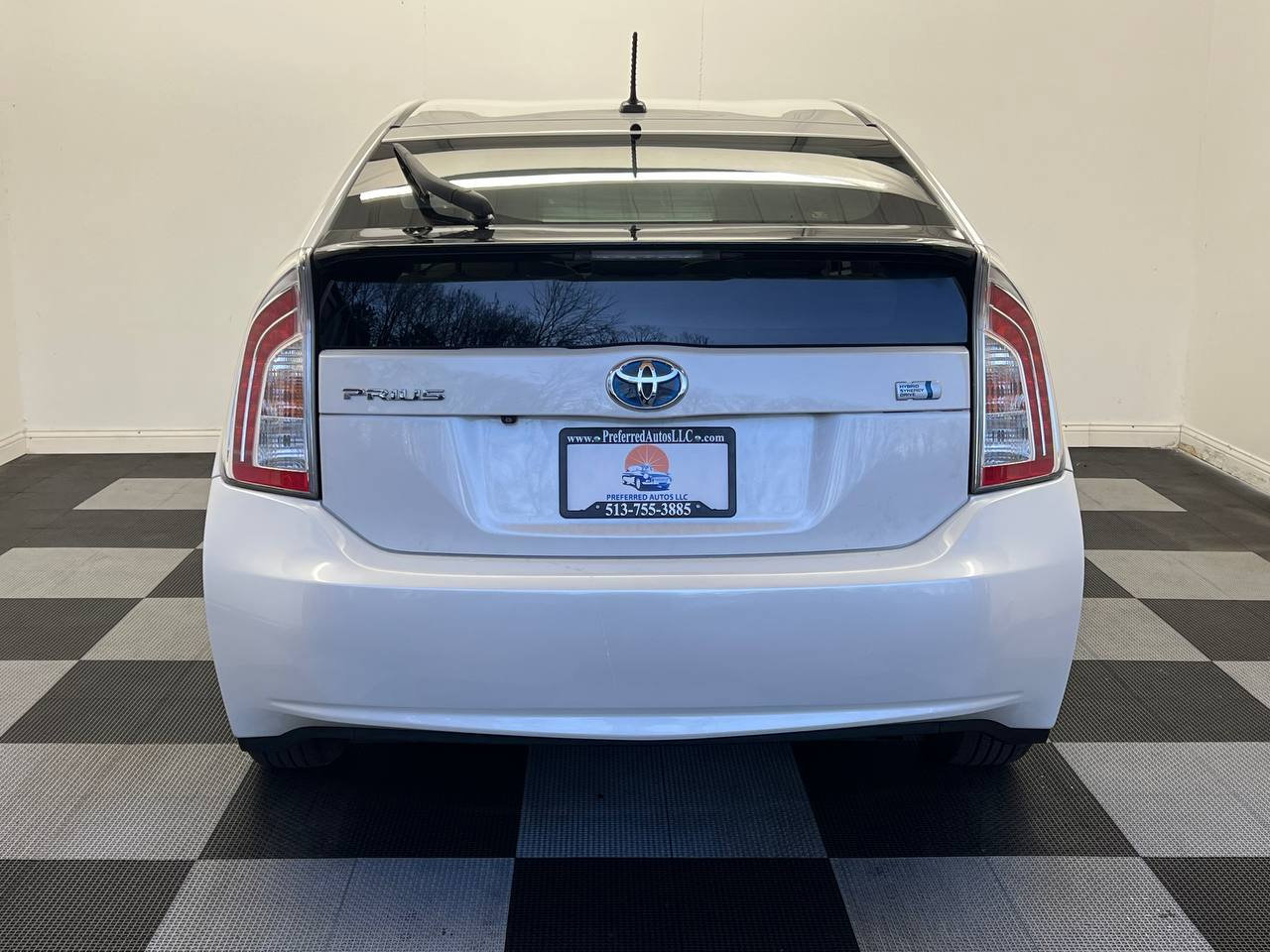 Used 2012 Toyota Prius Three image 5