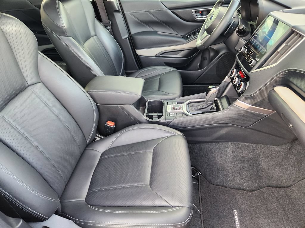 Used 2023 Subaru Forester Limited AWD/4WD image 17