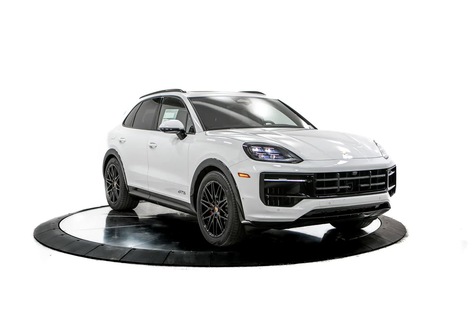 New 2026 Porsche Cayenne GTS AWD/4WD image 9