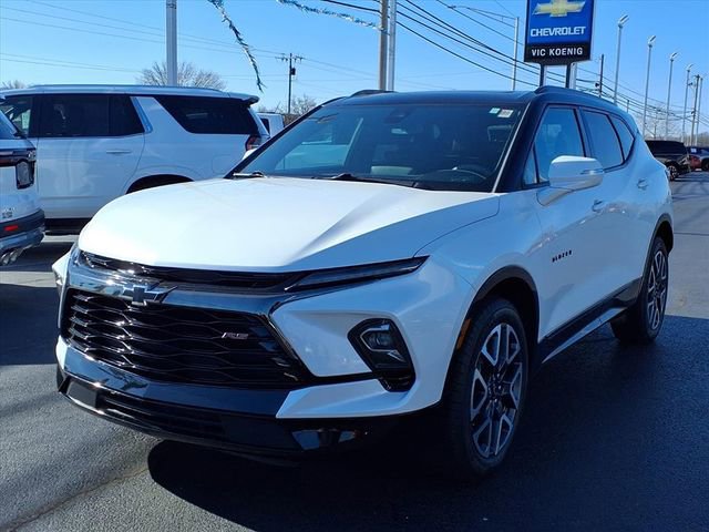Used 2023 Chevrolet Blazer RS FWD image 5