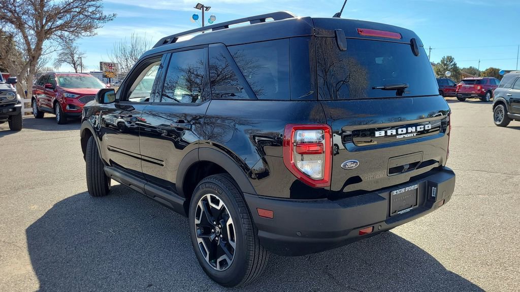 New 2024 Ford Bronco Sport Outer Banks w/ Tech Package image 4