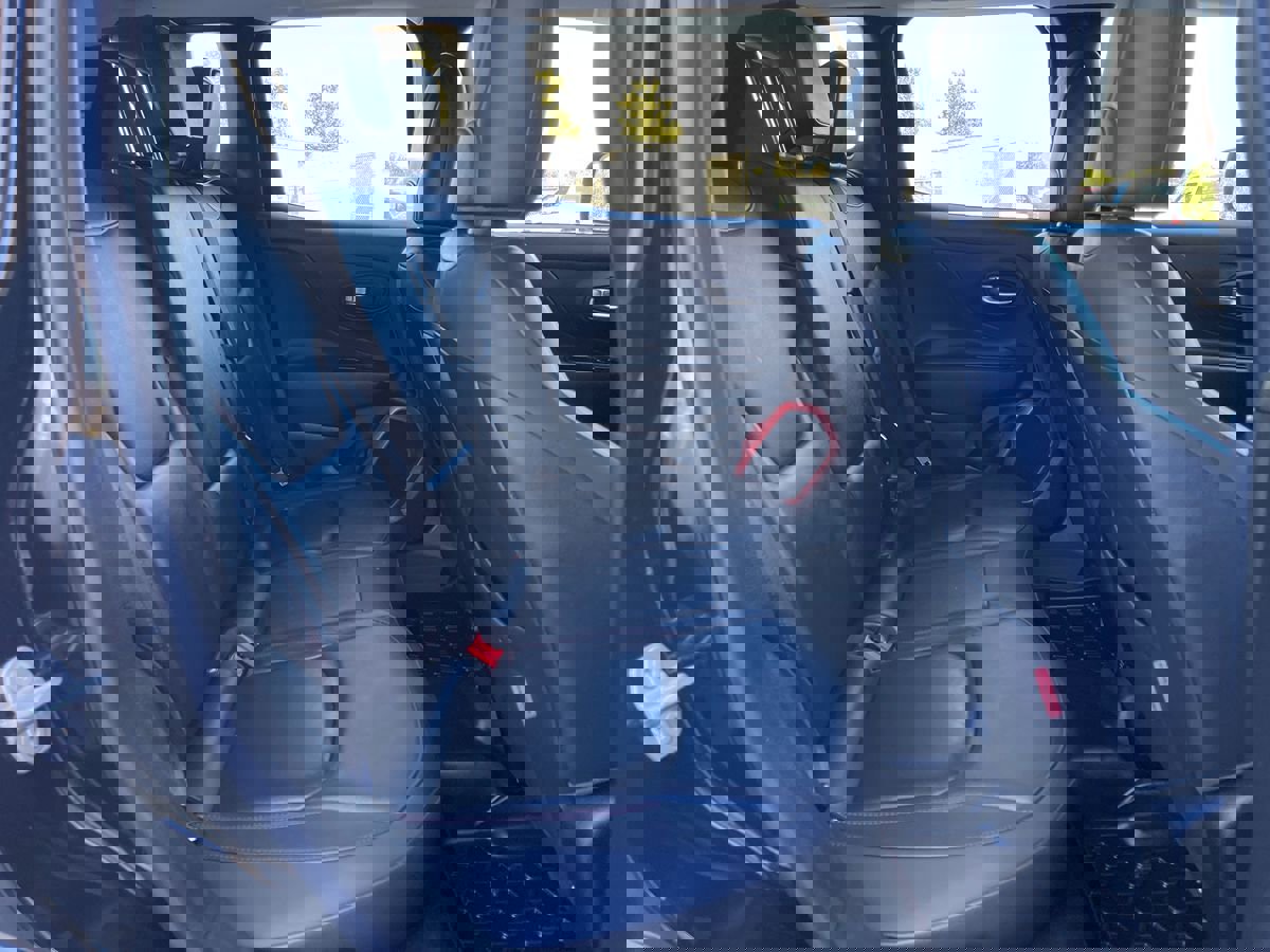 Used 2016 Jeep Renegade Trailhawk w/ Premium Trailhawk Package image 21