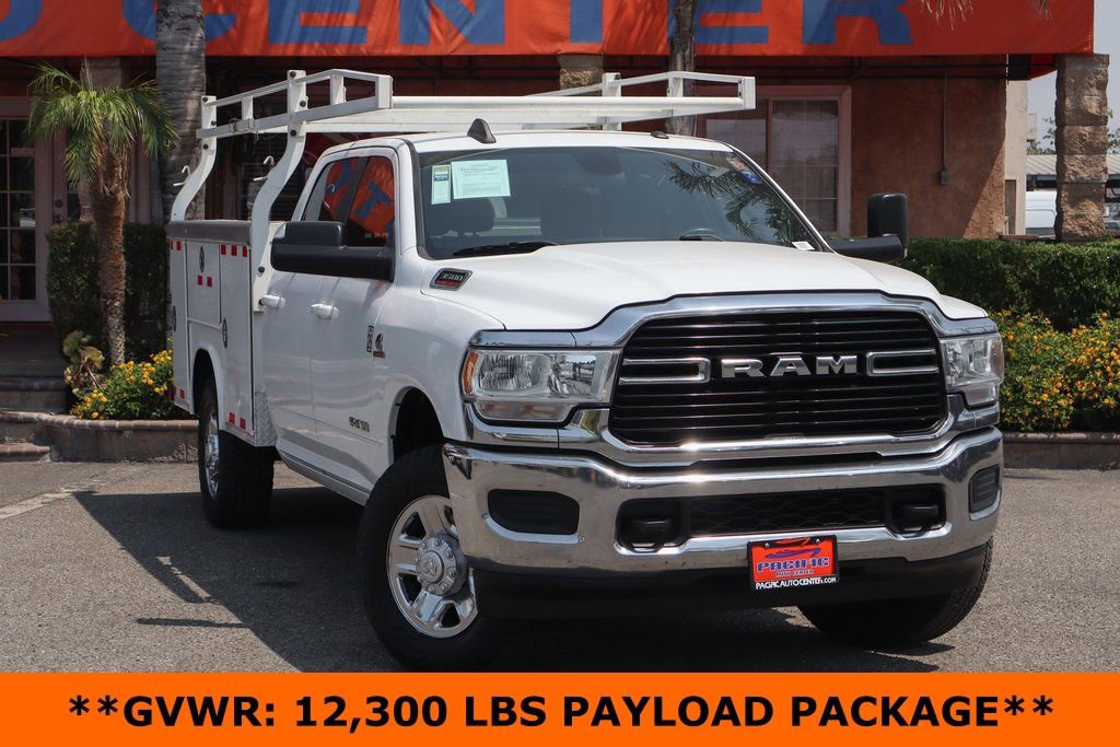 Used 2021 RAM 3500 Big Horn image 2
