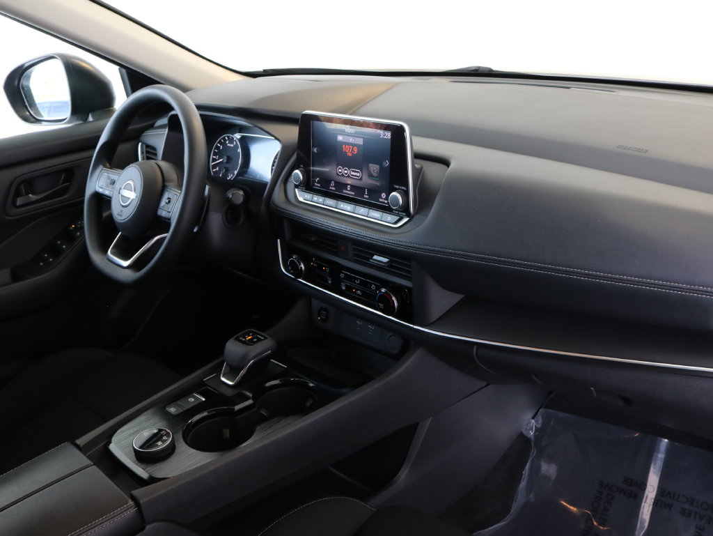 Used 2024 Nissan Rogue S AWD/4WD image 40