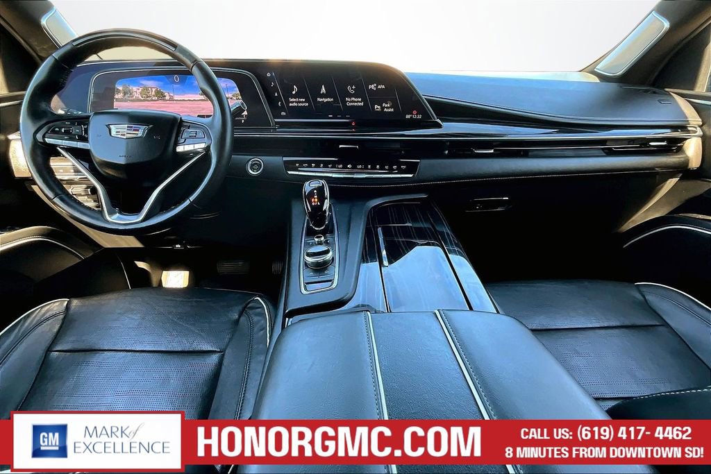 Used 2022 Cadillac Escalade ESV Sport w/ Touring Package image 7