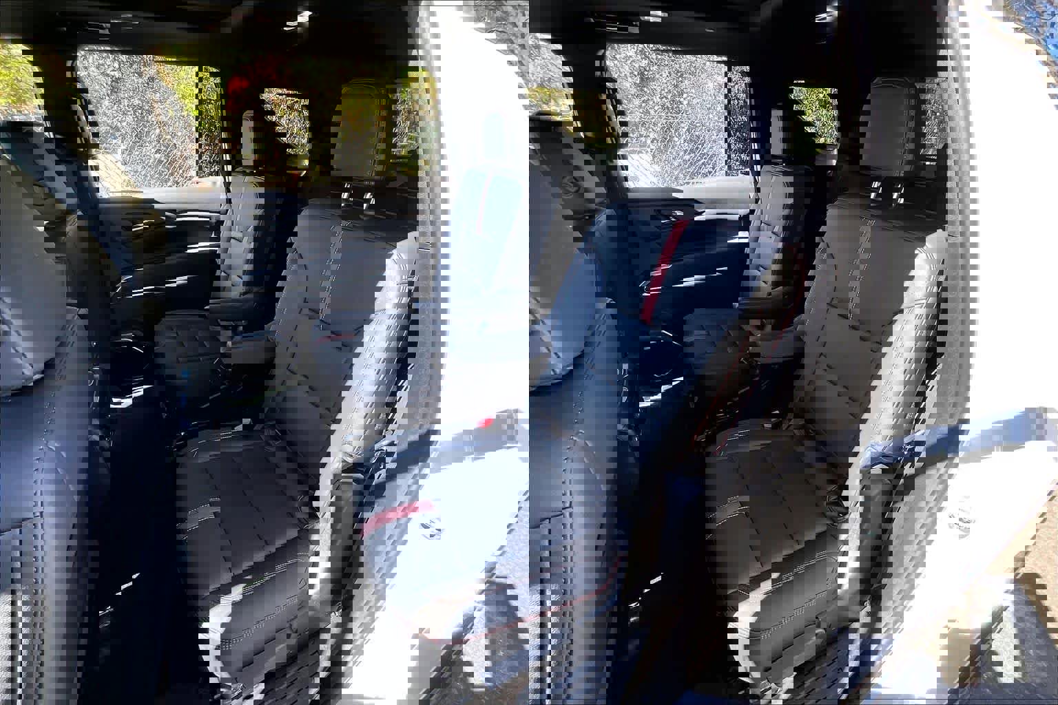 Used 2024 Chevrolet Traverse RS image 20