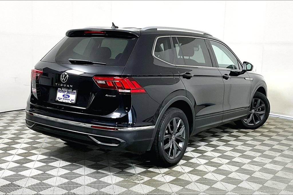 Used 2022 Volkswagen Tiguan SE image 12