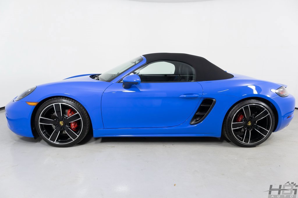 Used 2023 Porsche 718 Boxster S image 9