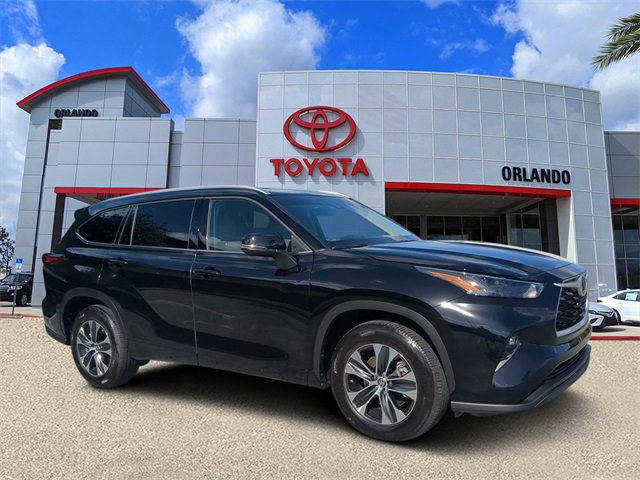 Certified 2022 Toyota Highlander XLE