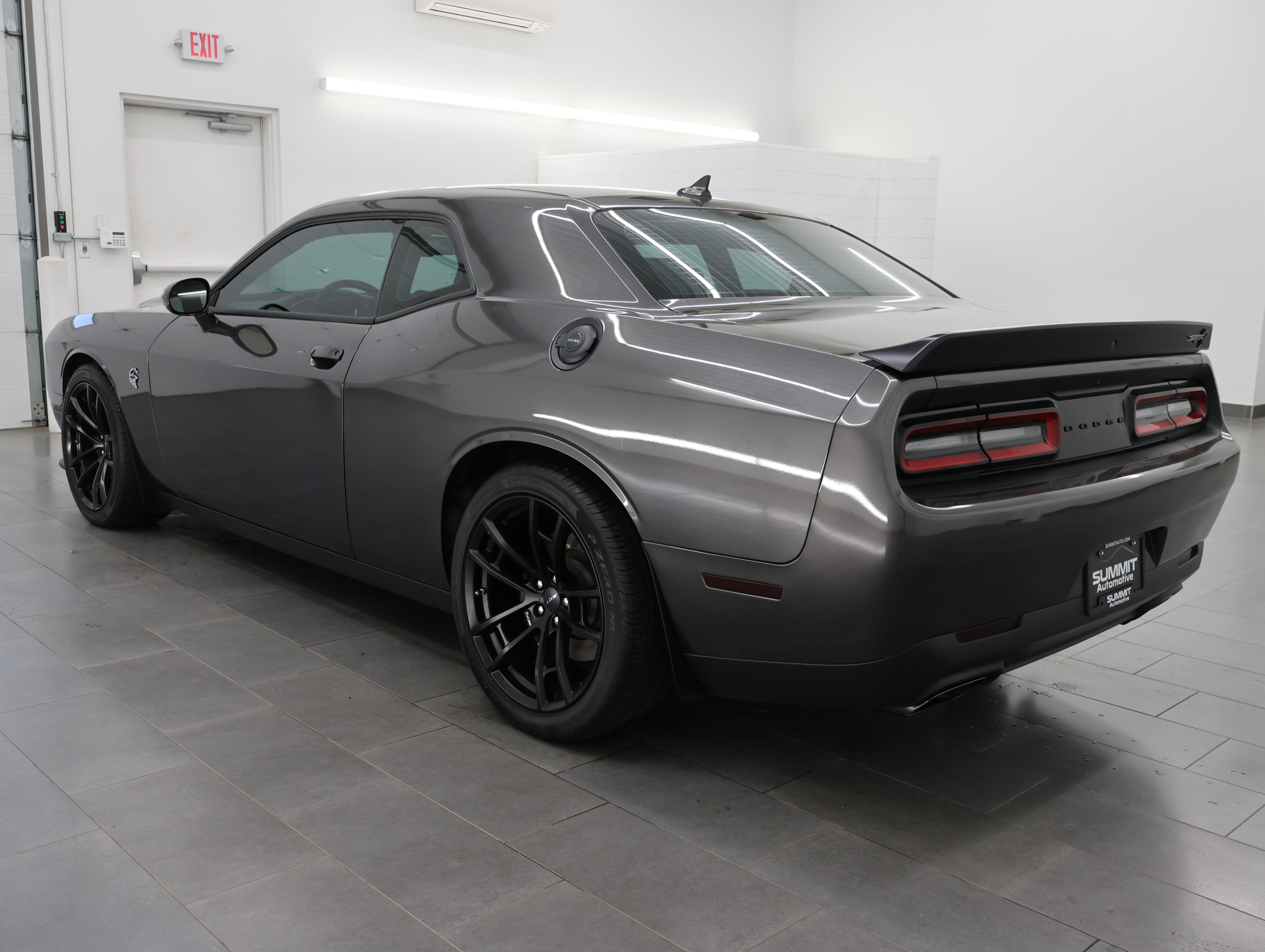 Used 2023 Dodge Challenger SRT Hellcat w/ Driver Convenience Group RWD image 6