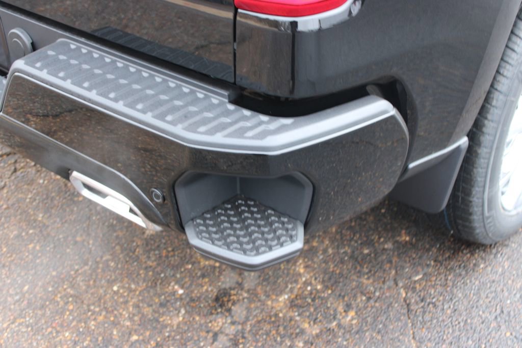 New 2026 Chevrolet Silverado 1500 High Country image 12