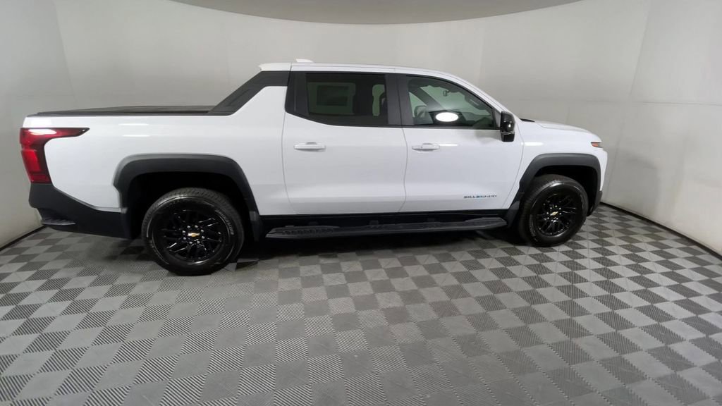 New 2024 Chevrolet Silverado EV W/T image 10