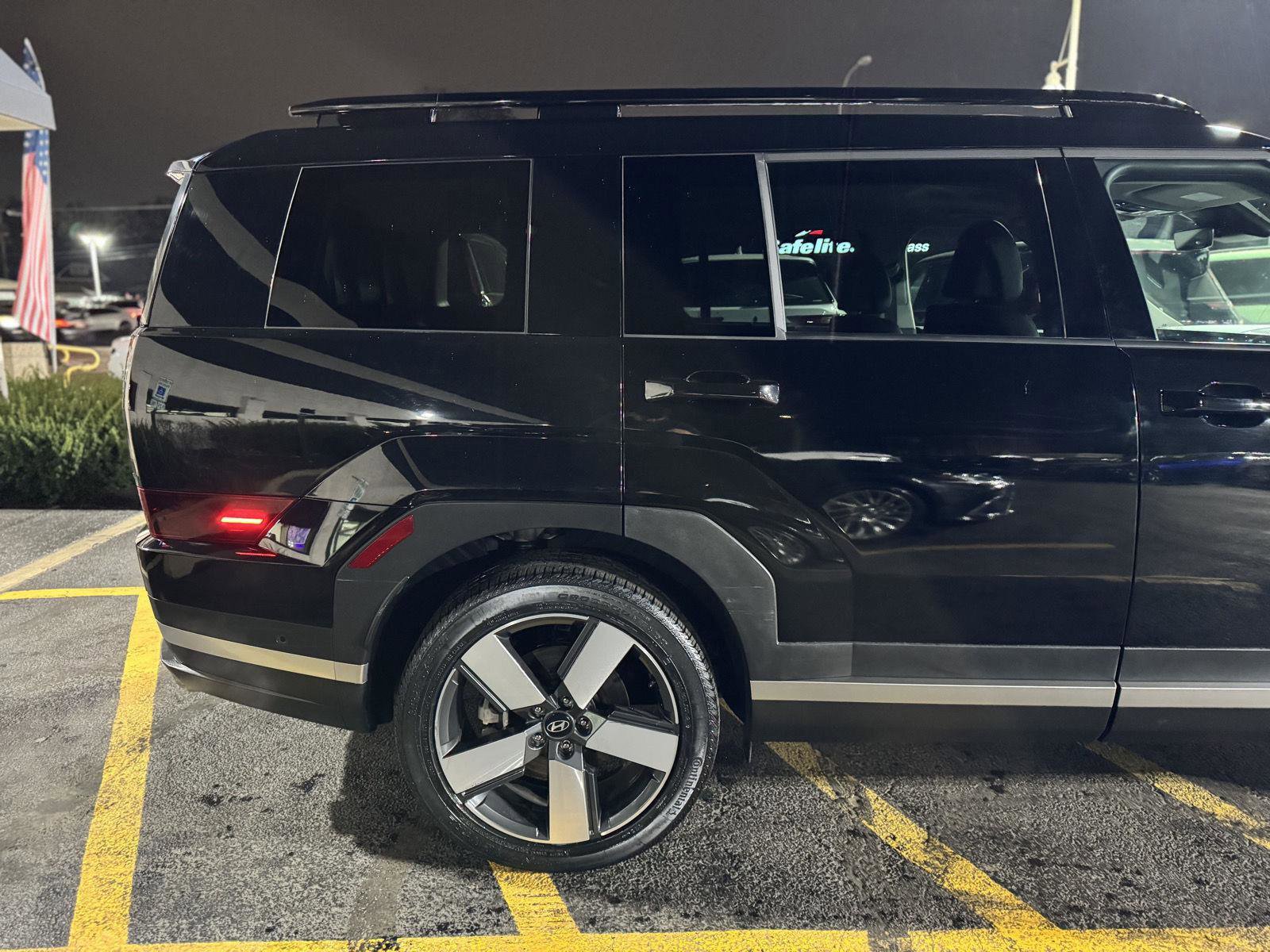 Used 2024 Hyundai Santa Fe Limited image 12