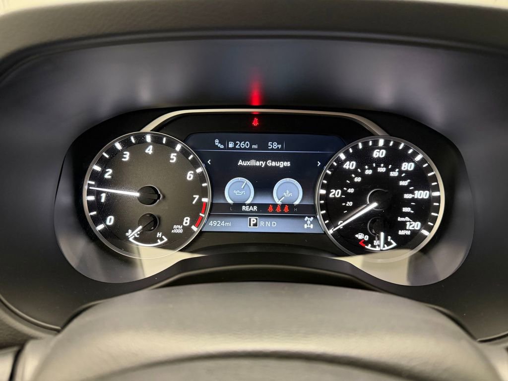 Used 2025 Nissan Frontier SV AWD/4WD image 18
