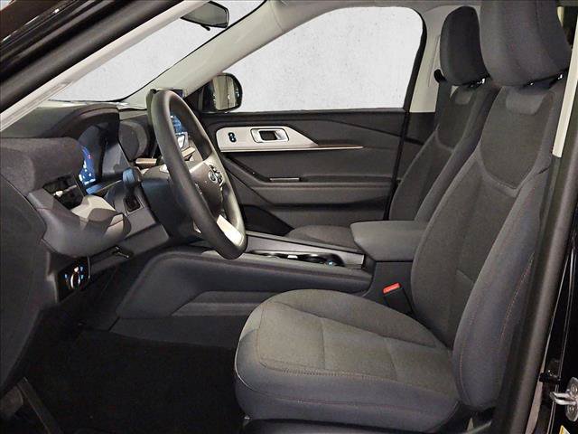 New 2026 Ford Explorer Active RWD image 4