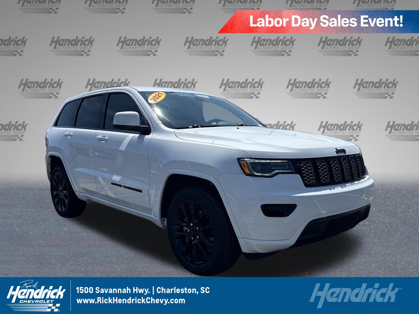 Used 2021 Jeep Grand Cherokee Laredo X AWD/4WD image 1