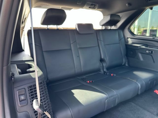 New 2026 Toyota Sequoia Platinum AWD/4WD image 33