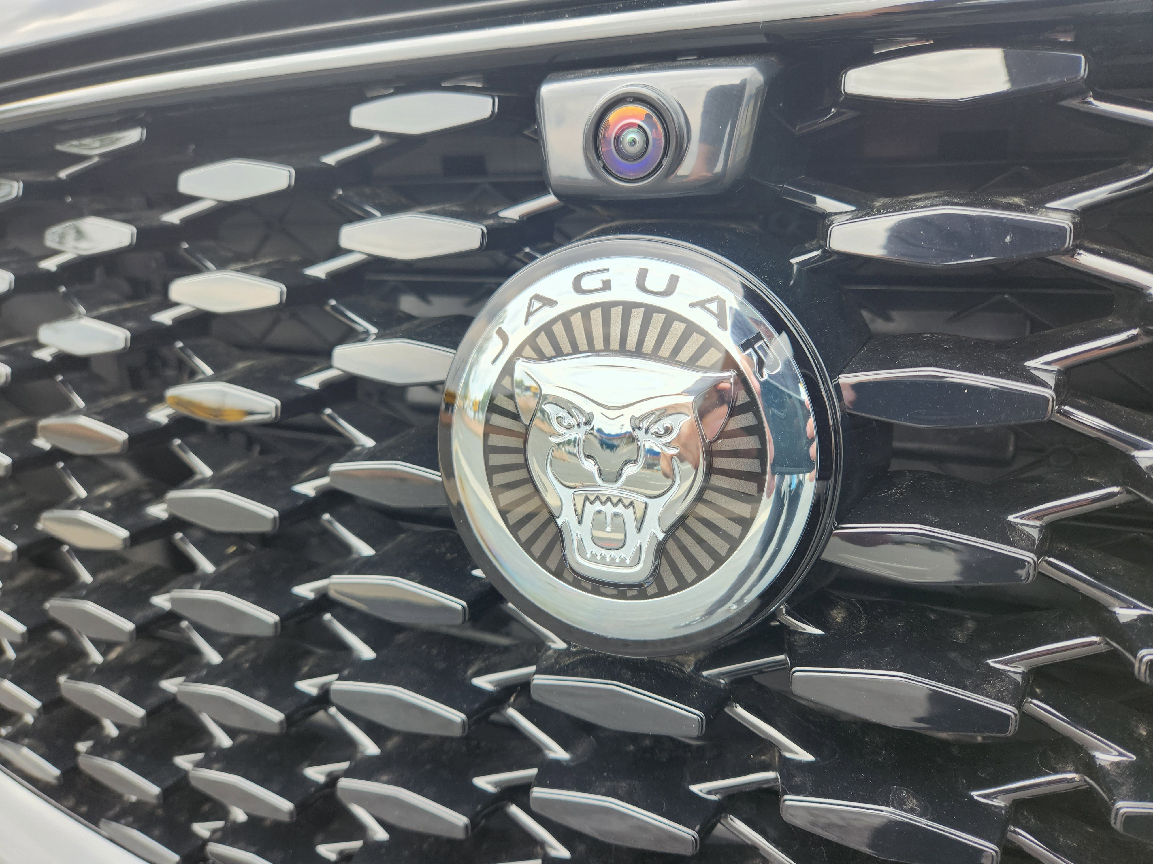 New 2026 Jaguar F-PACE R-Dynamic S image 24
