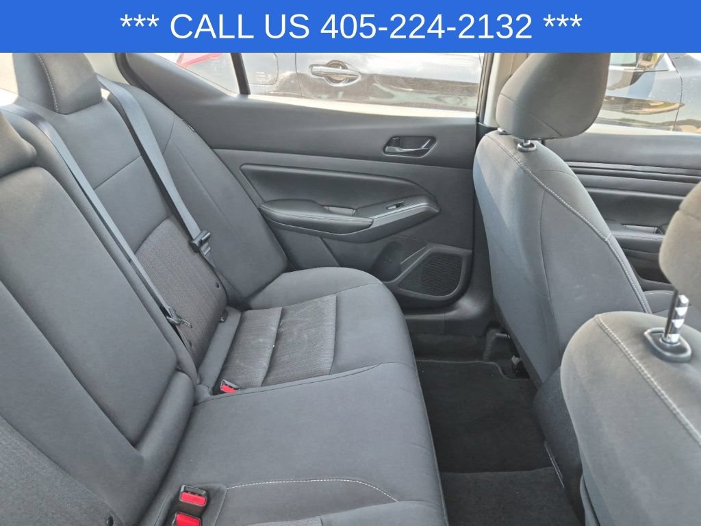 Used 2025 Nissan Altima 2.5 SV FWD image 24