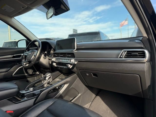 Used 2022 Kia Telluride LX image 17