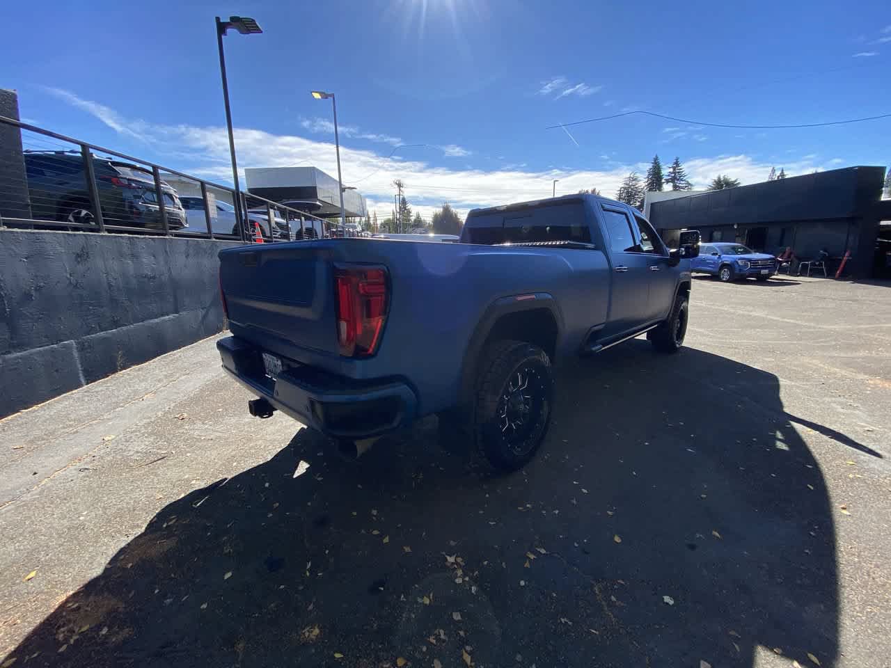 Used 2021 GMC Sierra 3500 Denali w/ Denali Ultimate Package AWD/4WD image 6