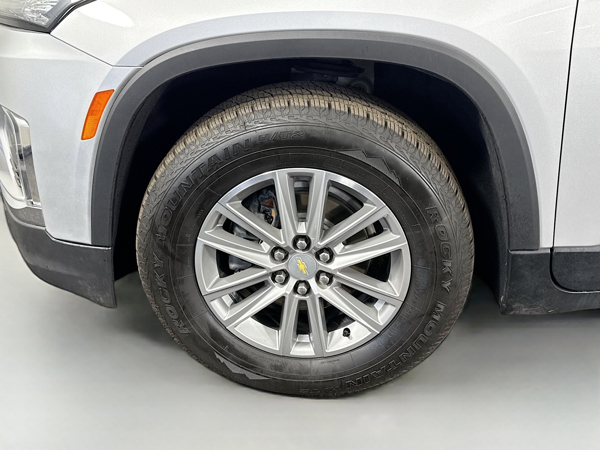 Used 2022 Chevrolet Traverse LT image 38