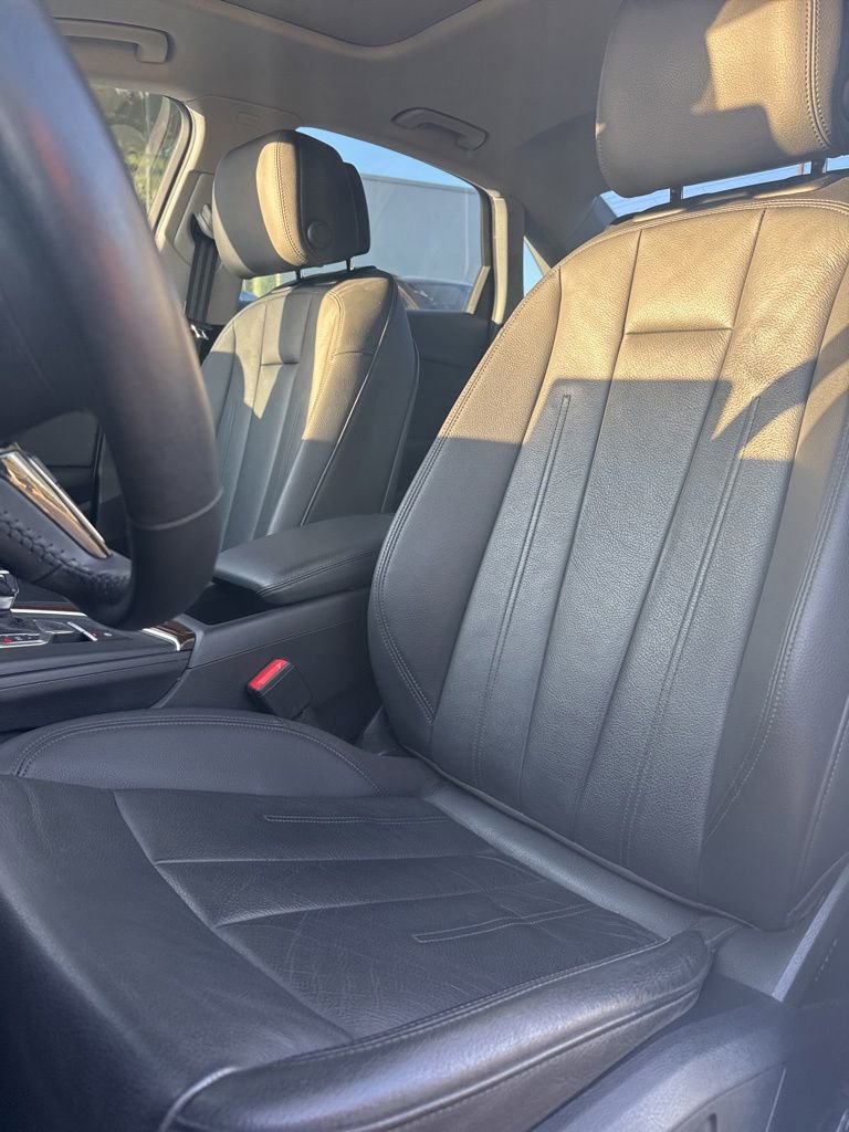 Used 2019 Audi A4 2.0T Premium w/ Convenience Package FWD image 10