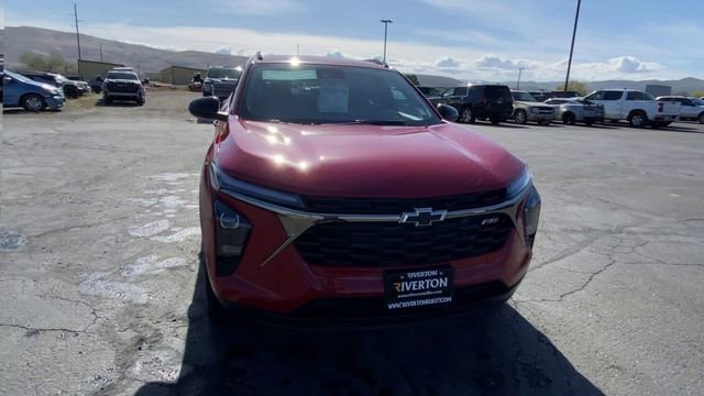 New 2026 Chevrolet Trax RS w/ Driver Confidence Package FWD image 3