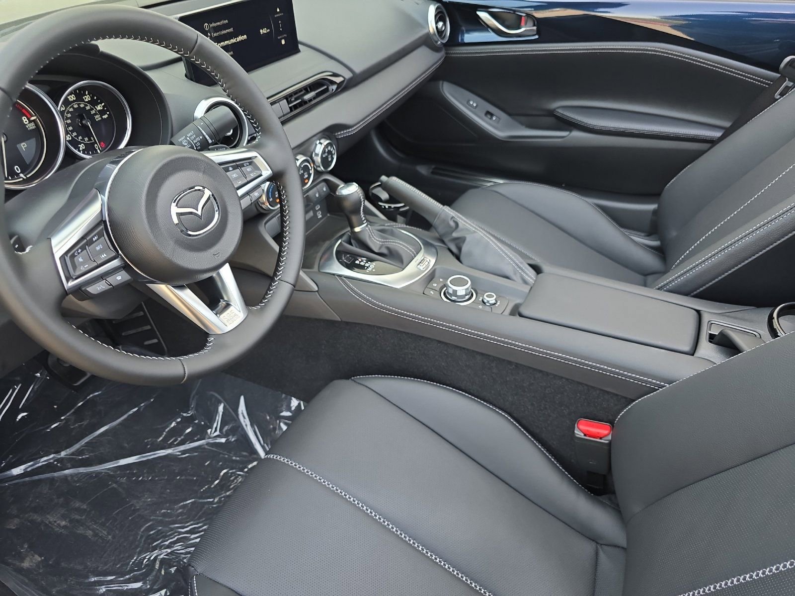 New 2025 MAZDA MX-5 Miata Grand Touring w/ Weather Package image 10