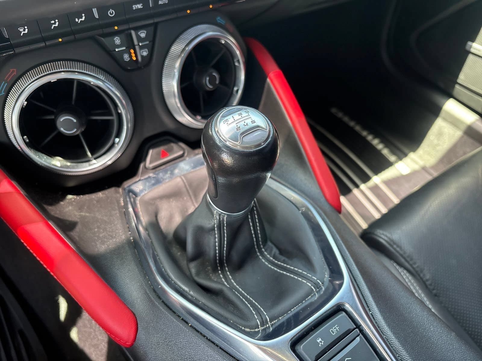 Used 2021 Chevrolet Camaro LT w/ Redline Edition RWD image 23