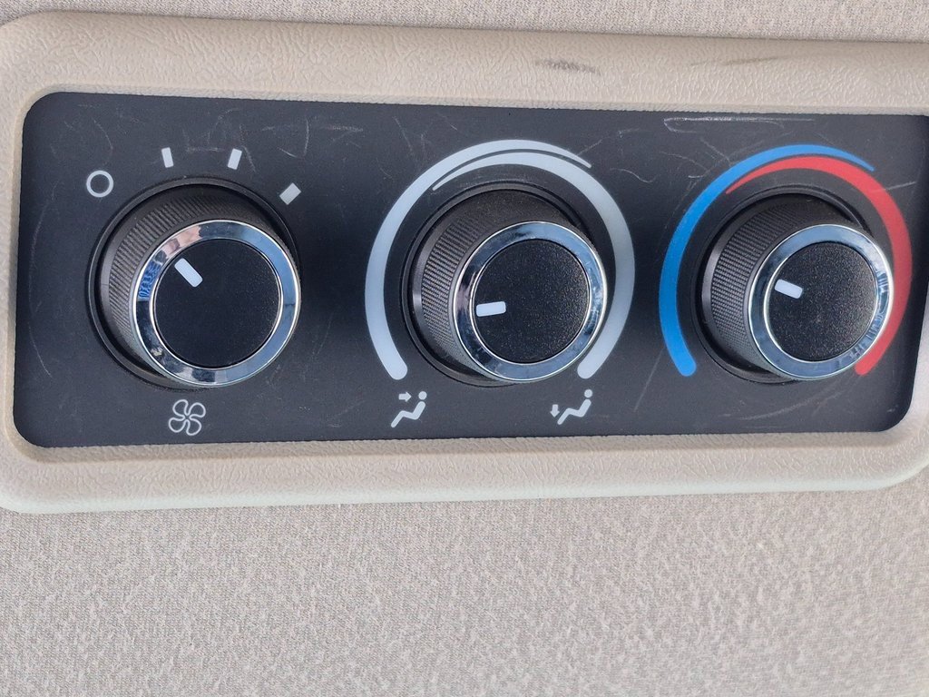 Used 2014 Chevrolet Express 3500 LT w/ LT Preferred Equipment Group image 23