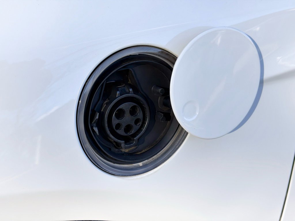 Used 2016 Ford Focus Electric Hatchback image 5