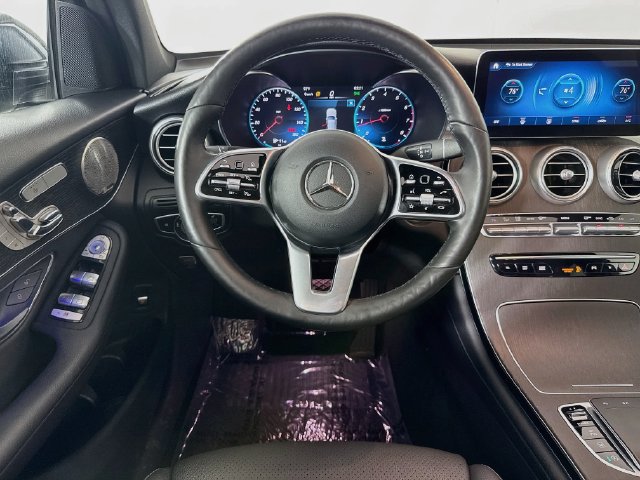 Used 2021 Mercedes-Benz GLC 300 4MATIC image 25