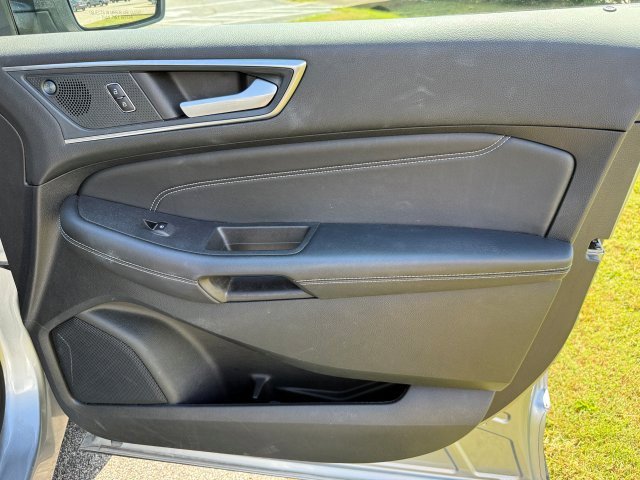 Used 2024 Ford Edge Titanium AWD/4WD image 21