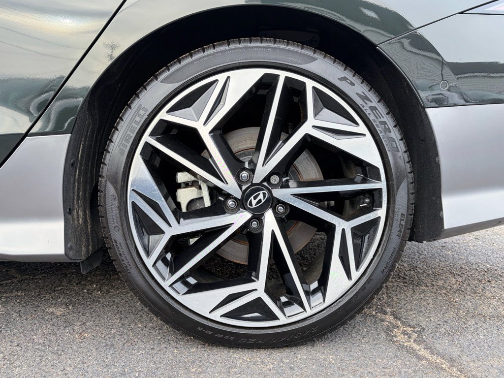 Used 2023 Hyundai Ioniq 6 Limited image 38