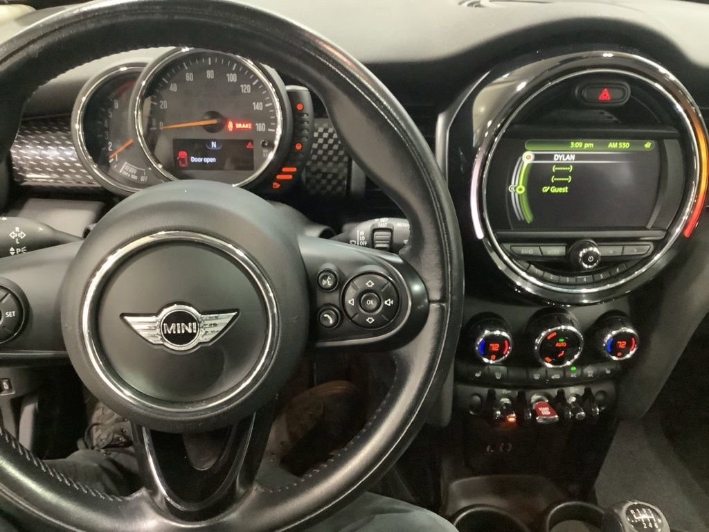Used 2017 MINI Cooper S image 16