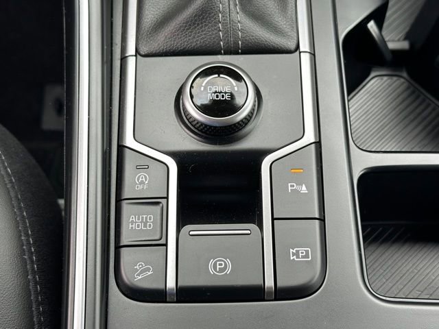 Used 2025 Kia Sorento S image 35