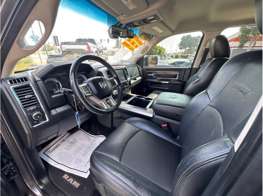 Used 2014 RAM 1500 Laramie w/ Convenience Group AWD/4WD image 16