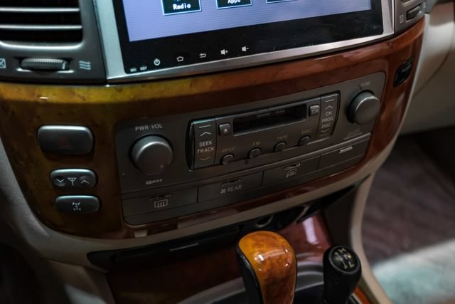 Used 2006 Lexus LX 470 4WD image 32