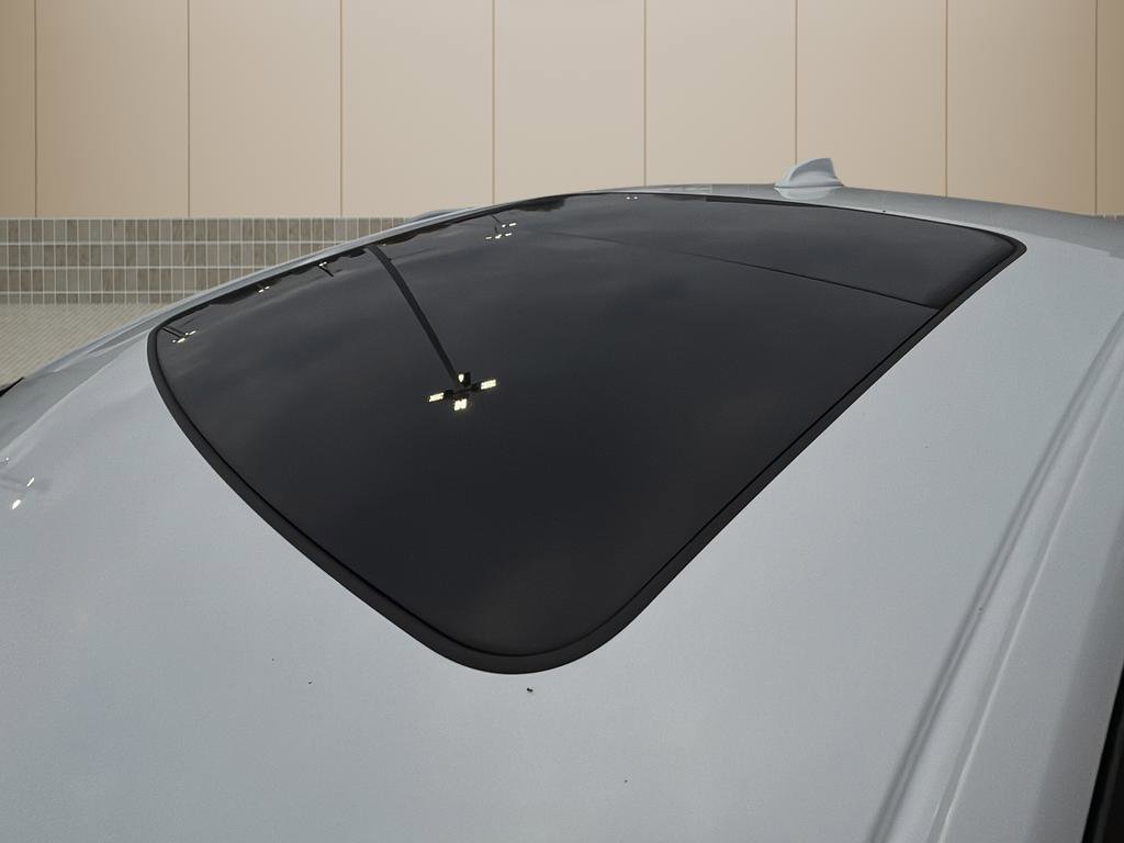 Used 2022 Volvo S60 T8 R-Design Expression w/ Premium Package image 15