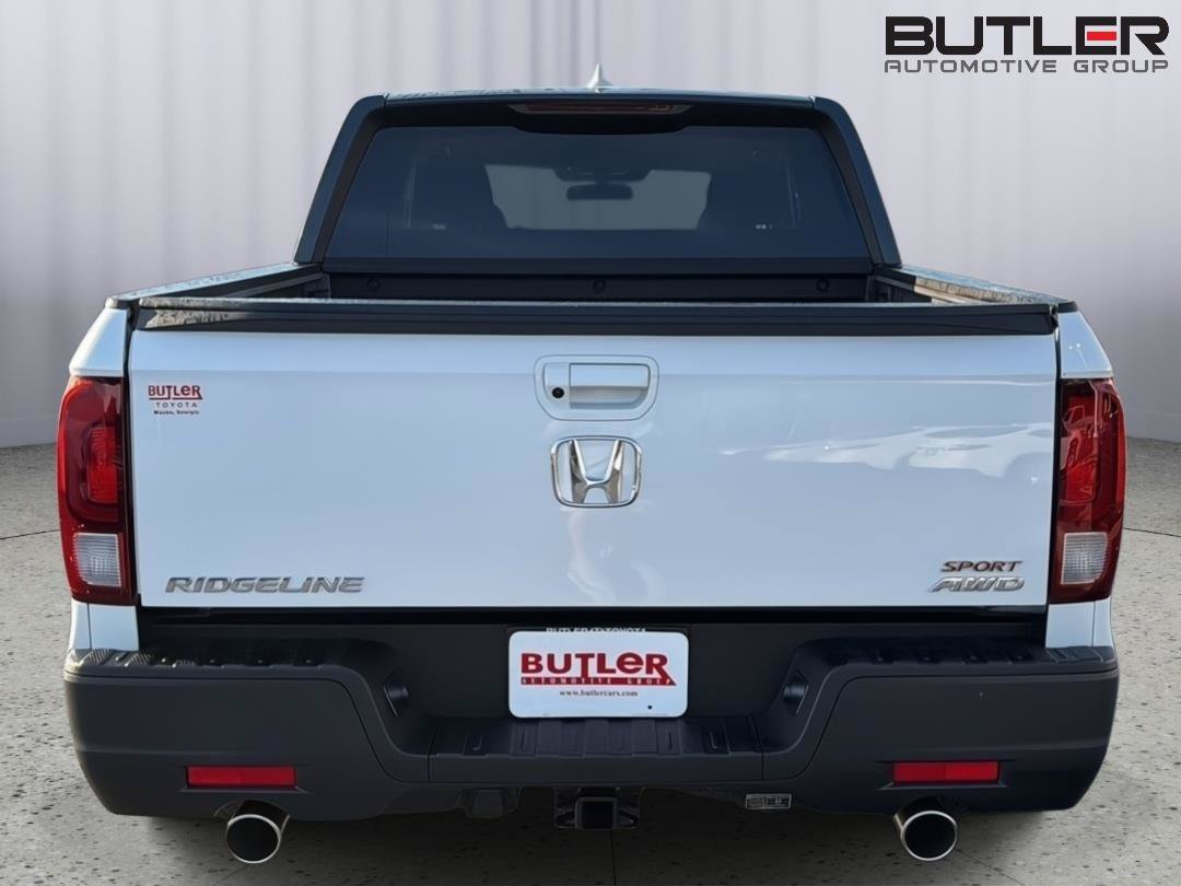 Used 2023 Honda Ridgeline Sport image 7
