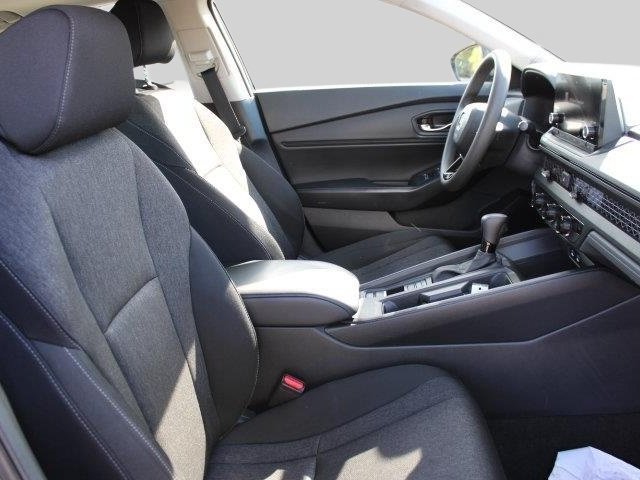 Used 2024 Honda Accord EX image 25