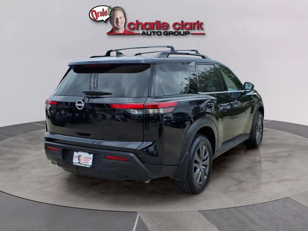 Used 2023 Nissan Pathfinder SV w/ Black Appearance Package image 5