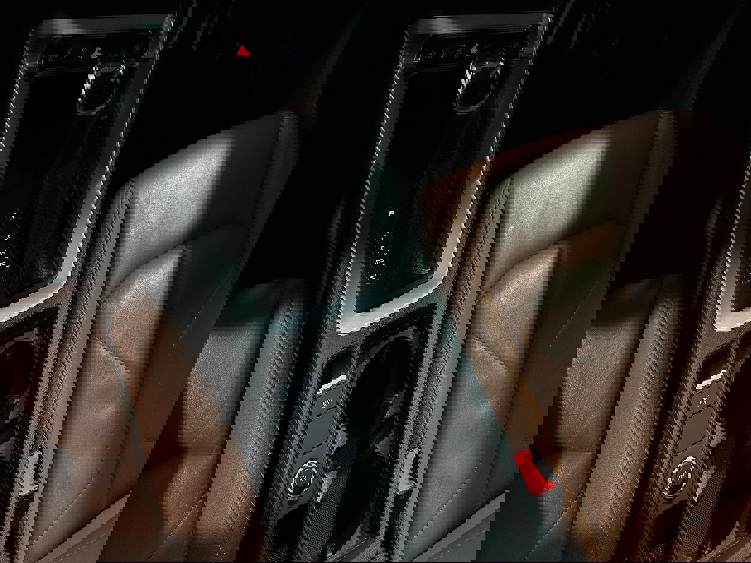 Used 2020 Audi Q3 2.0T Premium Plus w/ Premium Plus Package image 11