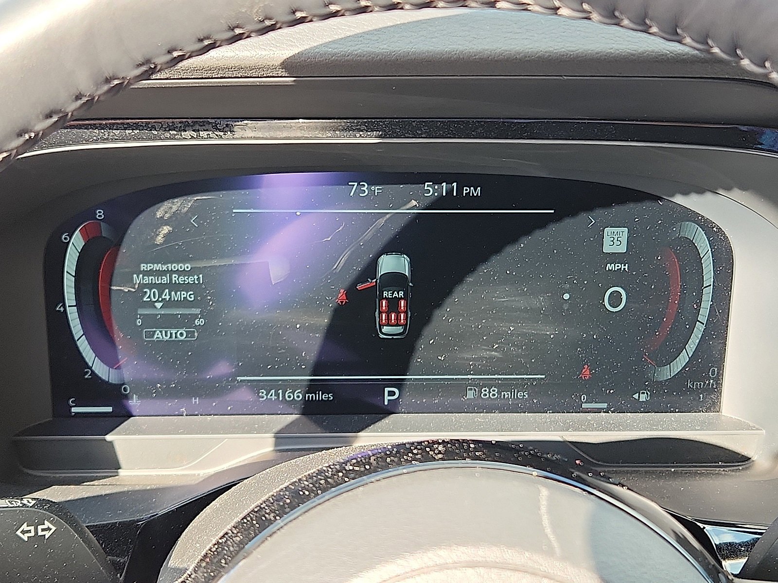 Used 2024 Nissan Pathfinder Platinum image 16