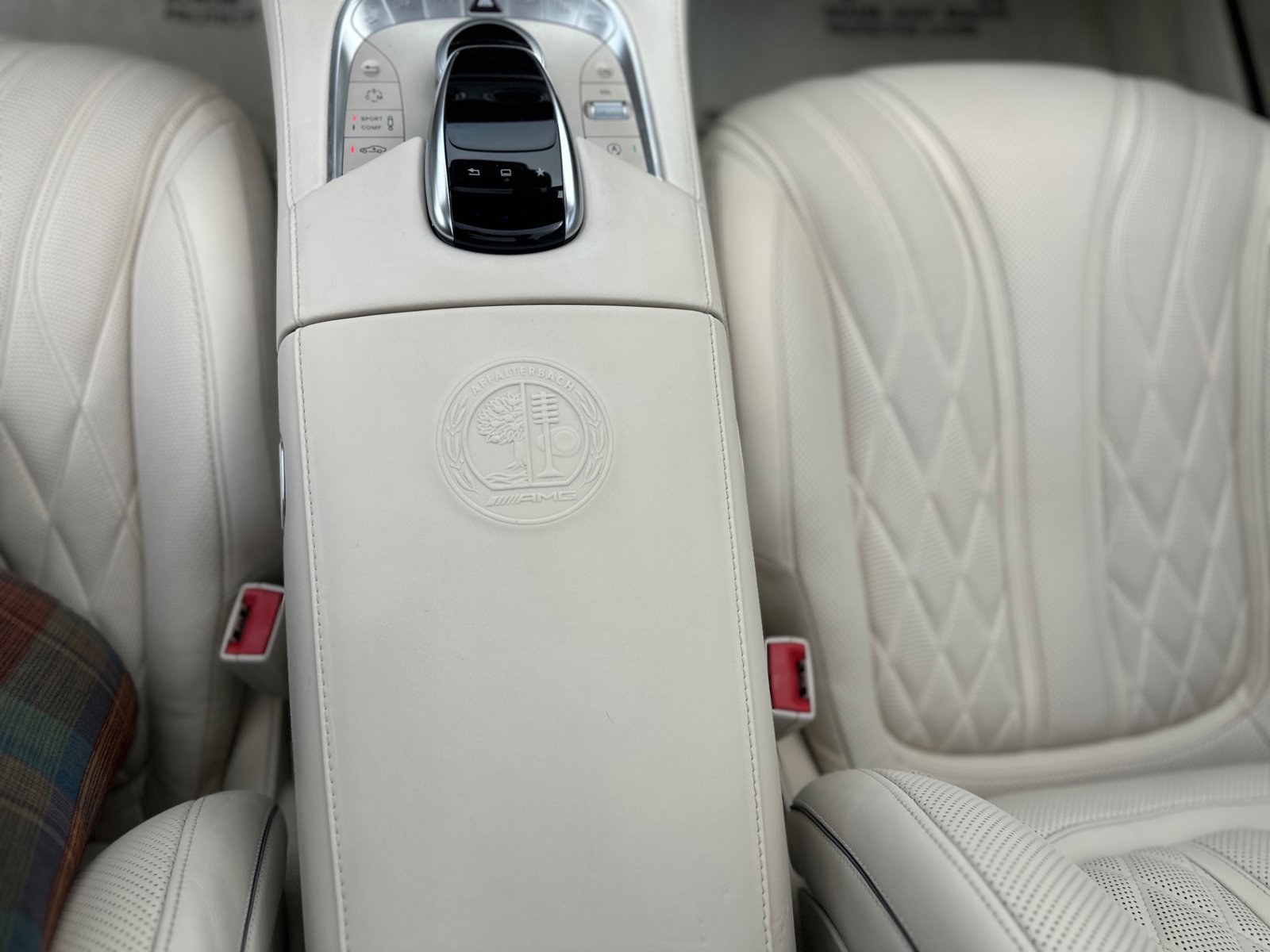 Used 2016 Mercedes-Benz S 63 AMG 4MATIC Coupe image 31