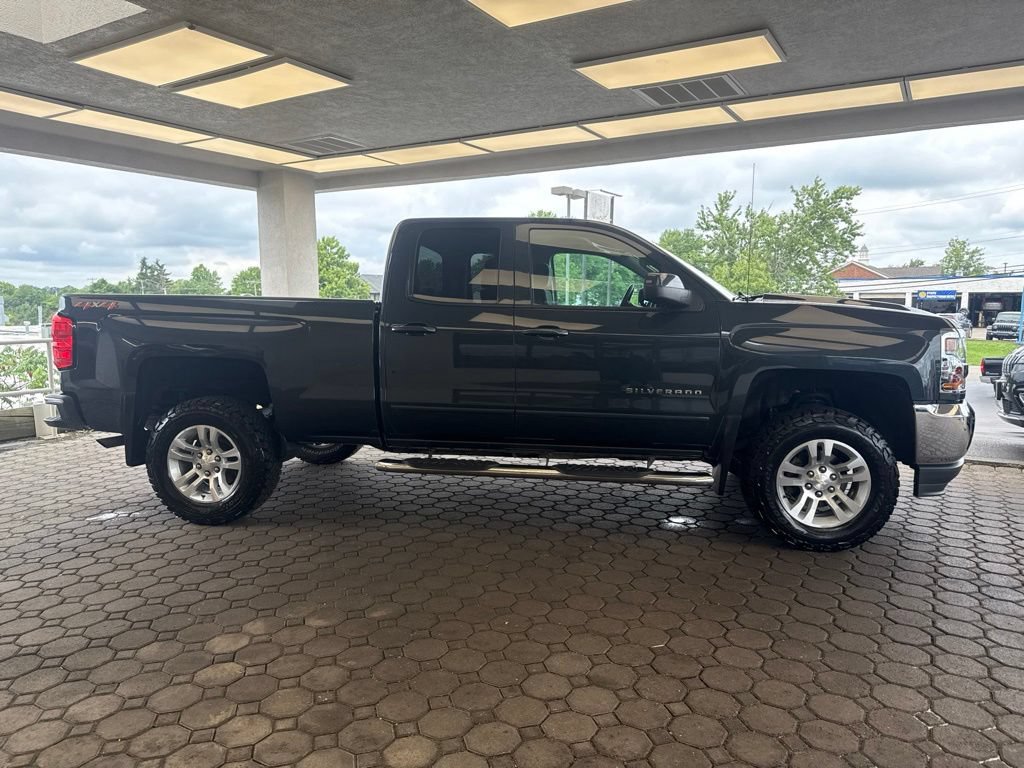 Used 2019 Chevrolet Silverado 1500 LT w/ All Star Edition AWD/4WD image 5