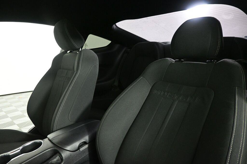 Used 2020 Ford Mustang GT w/ Equipment Group 301A RWD image 5
