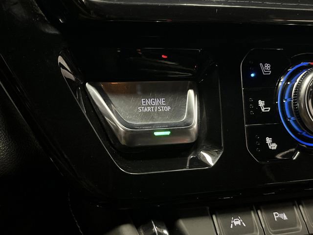 Used 2022 GMC Sierra 1500 AT4X image 25