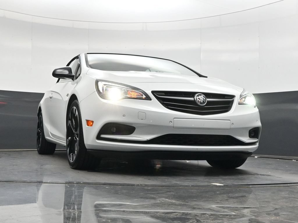 Used 2019 Buick Cascada Sport Touring w/ Dark Effects Package FWD image 39